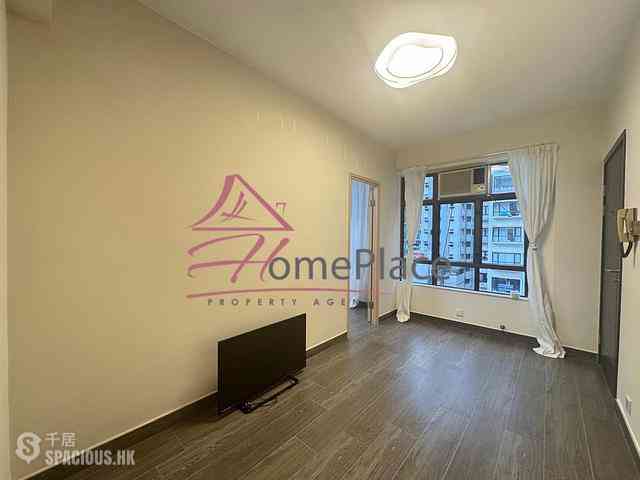 Mid Levels Central - Good View Court 01