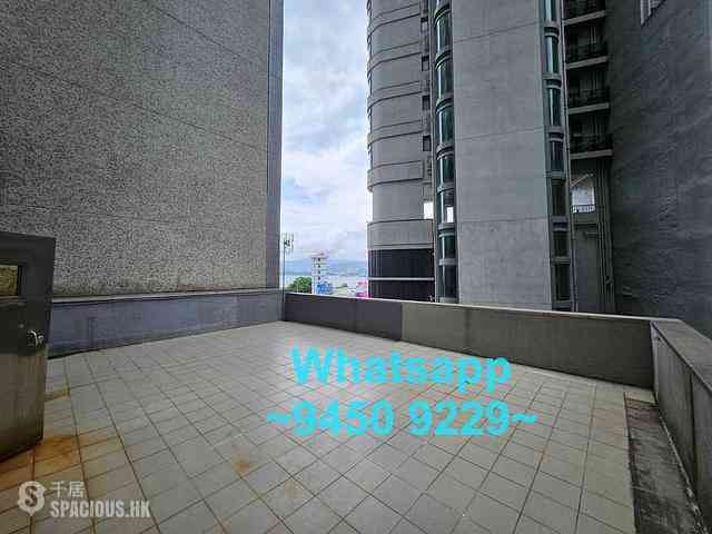 Sheung Wan - 243, Wing Lok Street 05
