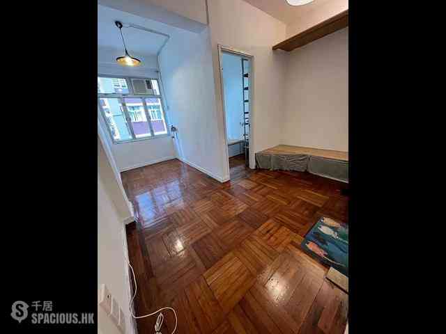 Sai Ying Pun - Kam Lun Mansion 02