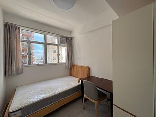 Sai Ying Pun - Luen Tak Building 02
