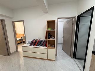 Sai Ying Pun - Luen Tak Building 09