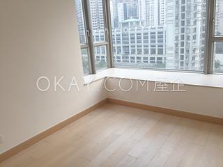 Sai Ying Pun - Island Crest 03
