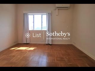 Chung Hom Kok - 30, Cape Road 05