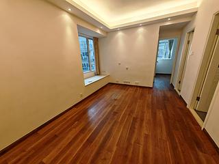 Mid Levels West - Ying Piu Mansion 06