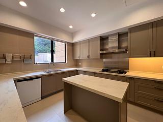 Shouson Hill - Las Pinadas 10