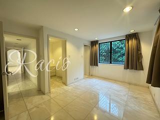 Mid Levels Central - 6B-6E, Bowen Road 03