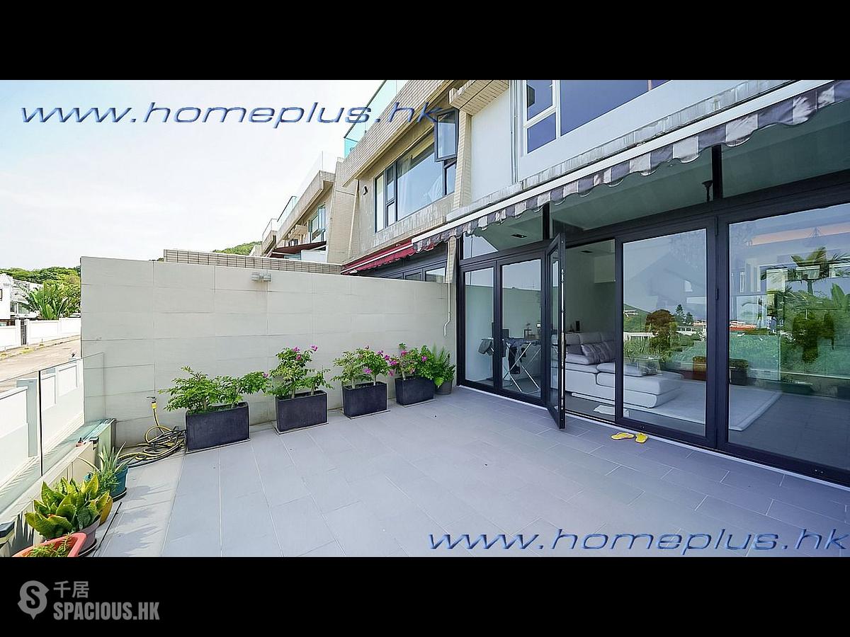 Clear Water Bay - Little Palm Villa 01