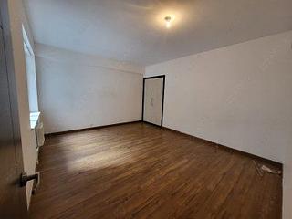 Mid Levels Central - Pine Court 12