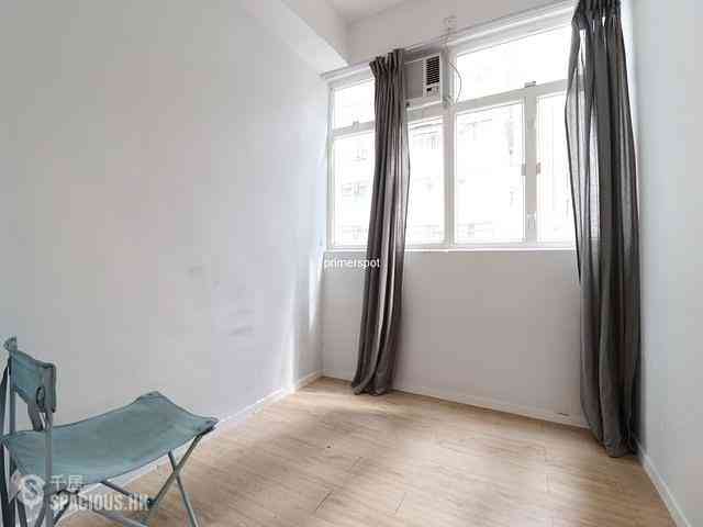 Wan Chai - 25, Queen's Road East 03