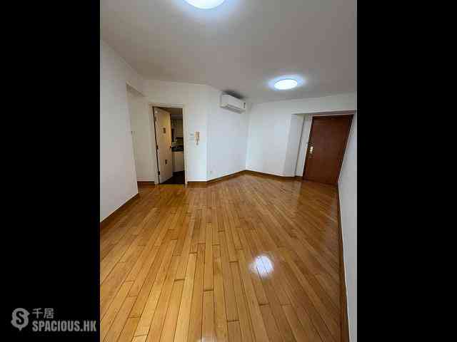Tai Kok Tsui - Island Harbourview Block 5 02