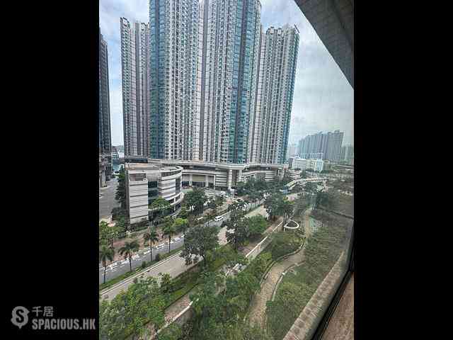 Tai Kok Tsui - Island Harbourview Block 5 10