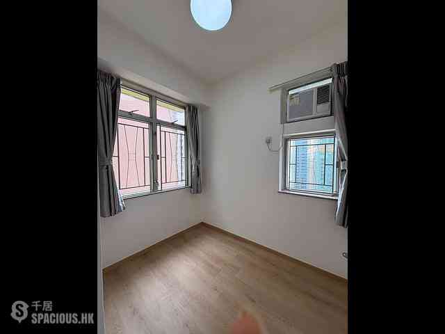 Sai Ying Pun - Cheong Wing Court 17