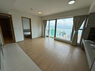 Sai Ying Pun - The Summa Block 2 03