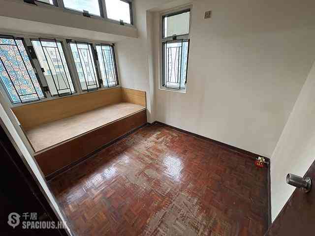 Sai Ying Pun - Western Garden Evergreen Tower (Block 1) 02