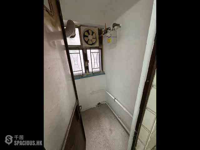 Sai Ying Pun - Western Garden Evergreen Tower (Block 1) 10