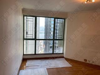 Mid Levels Central - Goldwin Heights 02