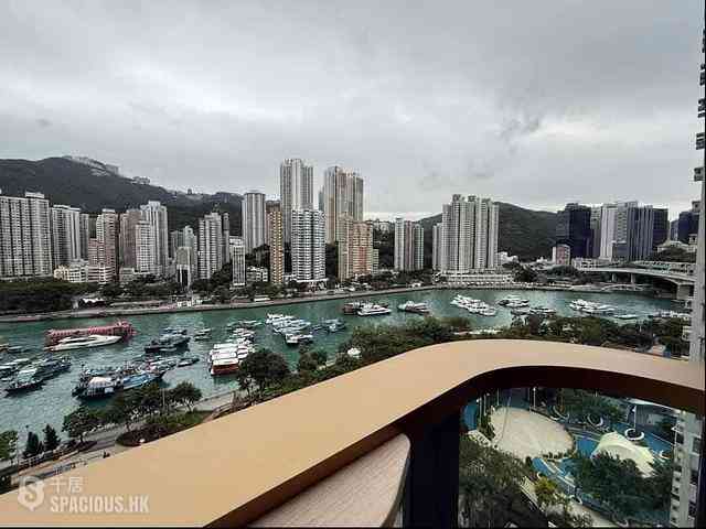 Ap Lei Chau - Aruna 01