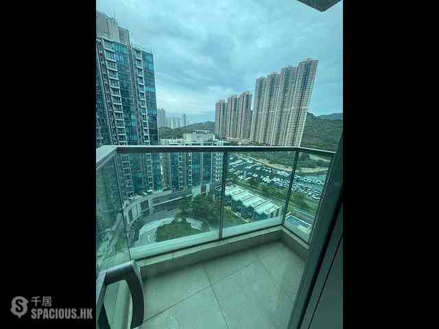 Tseung Kwan O - Savannah Block 3C 01