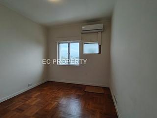 Chung Hom Kok - 30, Cape Road 09