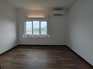 Chung Hom Kok - 30, Cape Road 06