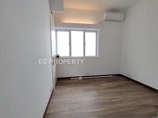 Chung Hom Kok - 30, Cape Road 09