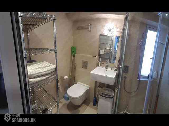 Wan Chai - Silvervale Mansion 03