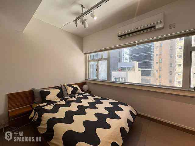 Sheung Wan - CM+ 01