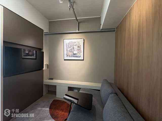 Sheung Wan - CM+ 08