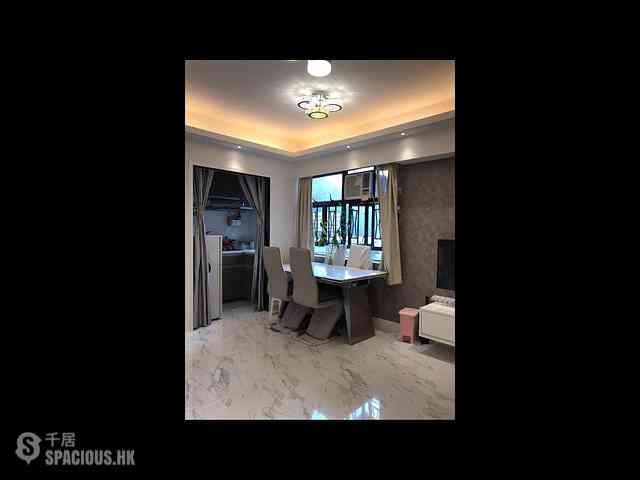 Sai Ying Pun - Manifold Court 01