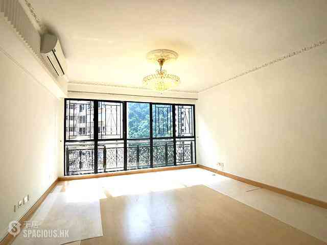 Mid Levels Central - Clovelly Court 01