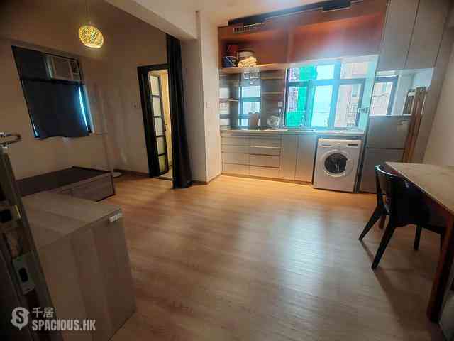 Kennedy Town - Hau Wo House 02