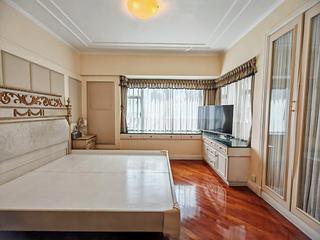 Mid Levels Central - Robinson Place 02