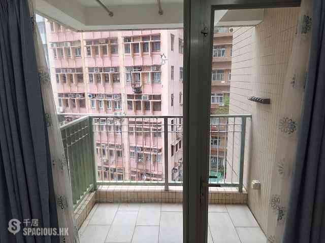 Sheung Wan - Urbana 38 01