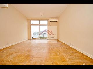 Chung Hom Kok - 30, Cape Road 03