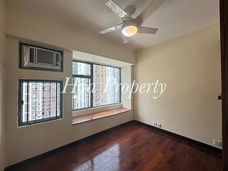 Mid Levels Central - Robinson Place Block 2 03