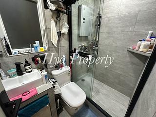 Kennedy Town - Grand Fortune Mansion 10