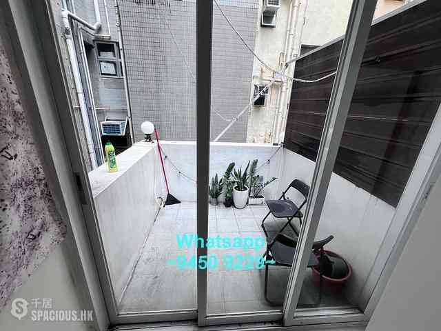 Sheung Wan - 109-111, Wing Lok Street 08