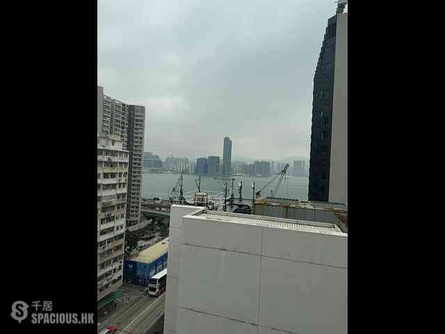 North Point - Yik Hon Building 08