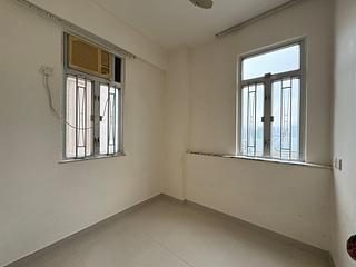North Point - Yik Hon Building 05