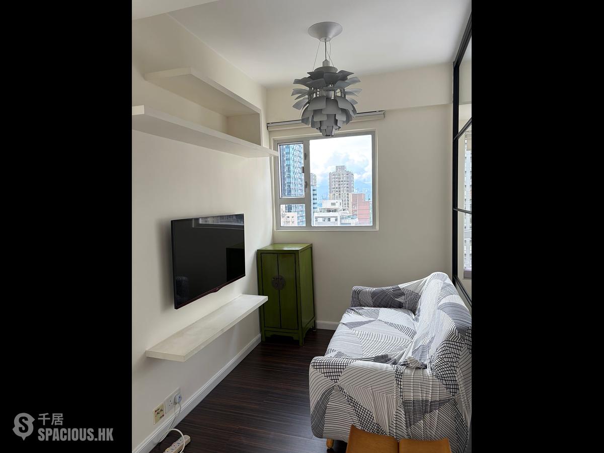Sai Ying Pun - Comfort Court 01