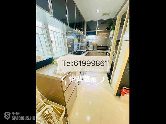 Sai Wan Ho - Sun Sing Centre Block A 02