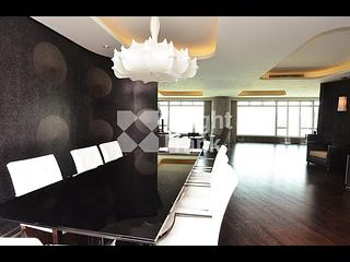 Repulse Bay - The Lily 05