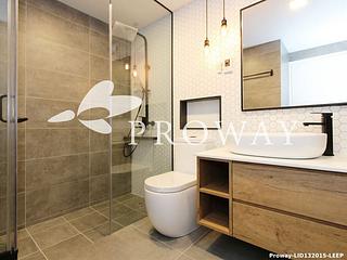 Mid Levels Central - Emerald Court 06