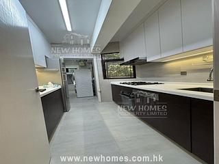 Happy Valley - Ventris Place 02
