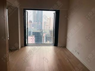 Mid Levels Central - Gramercy 02