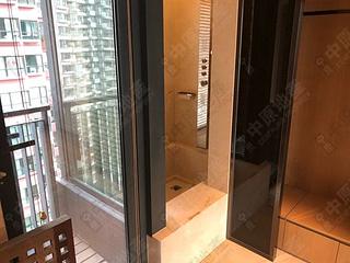 Mid Levels Central - Gramercy 17