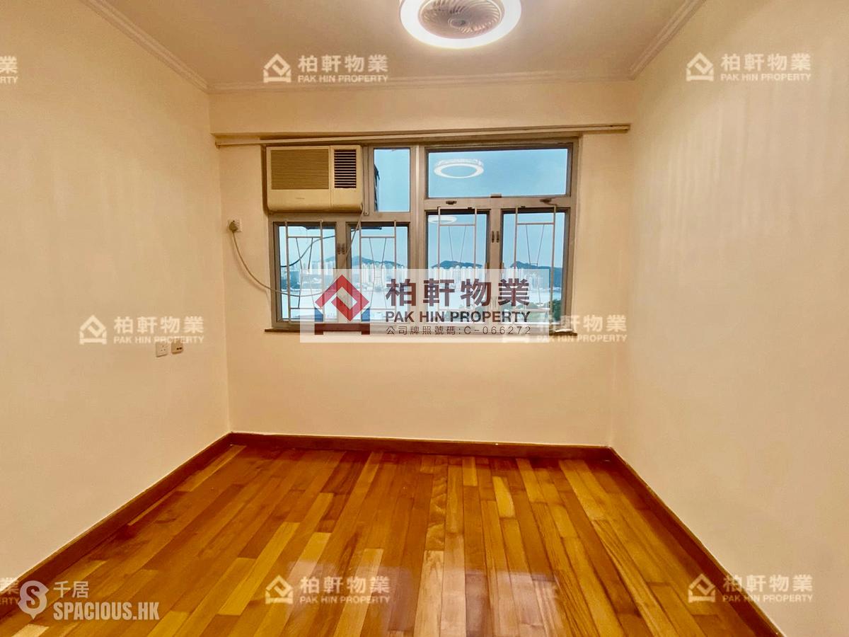 Quarry Bay - Oceanic Building 01
