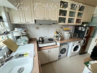 Mid Levels East - Camelot Heights 10