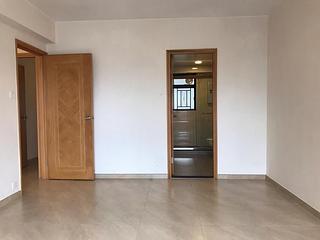 Mid Levels Central - The Grand Panorama Block 2 02
