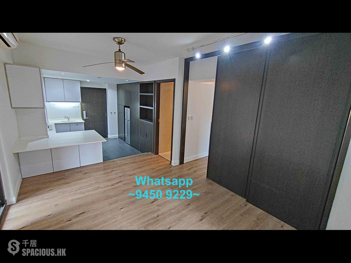 Sai Ying Pun - True Light Building 01
